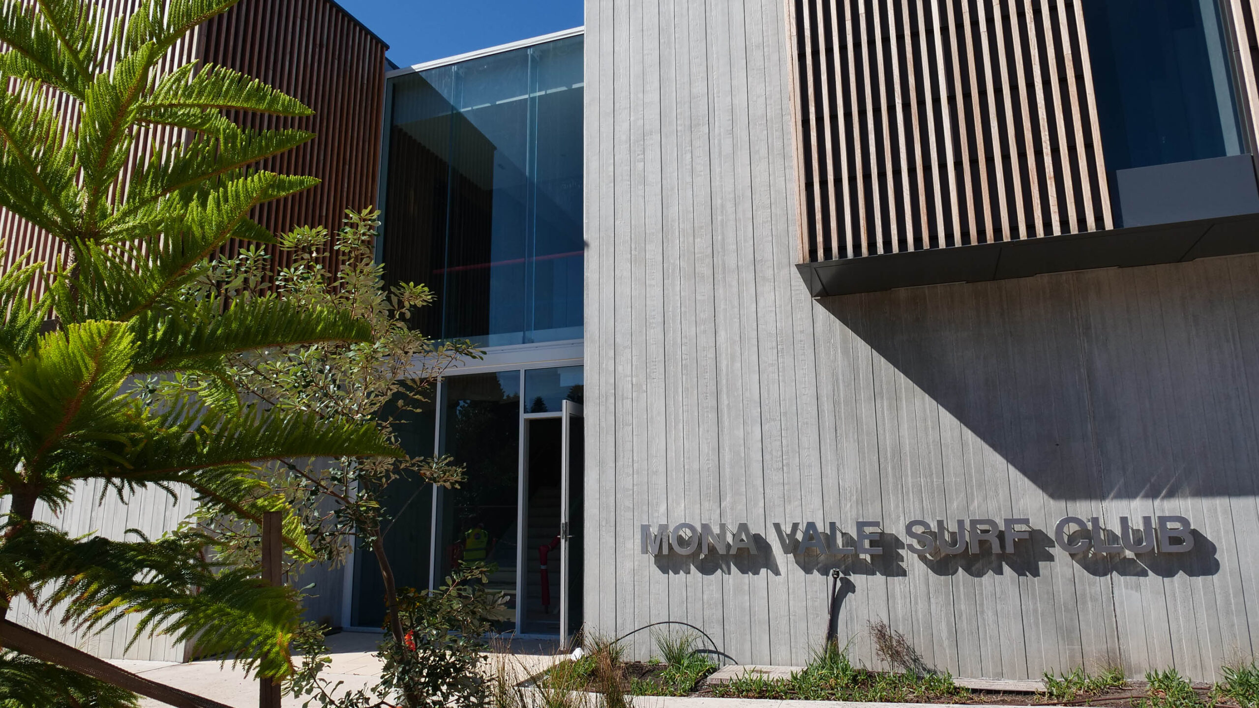 Aluminium Window Architecture Trends for Modern Buildings